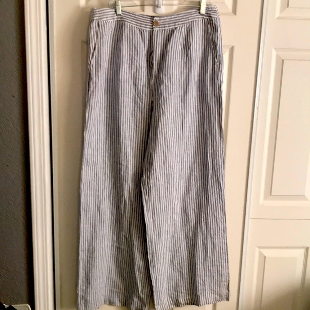 TAHARI linen blue and white striped pants